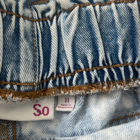 SO SUPER HI RISE DENIM SHORTS Size 11 - Picture 10 of 10